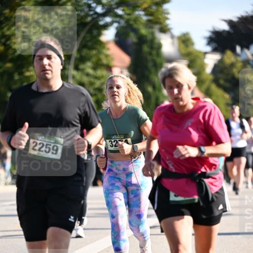 01.09.2024 - BARMER Alsterlauf Dr. Thomas Lammeyer http://msf.ph/oto/6908504 01.09.2024 09:43:27 Laufen 2259, 324 meine-sportfotos.de