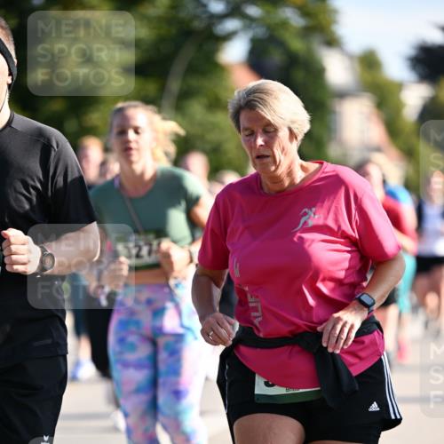 01.09.2024 - BARMER Alsterlauf Dr. Thomas Lammeyer http://msf.ph/oto/6908527 01.09.2024 09:43:27 Laufen 32 meine-sportfotos.de