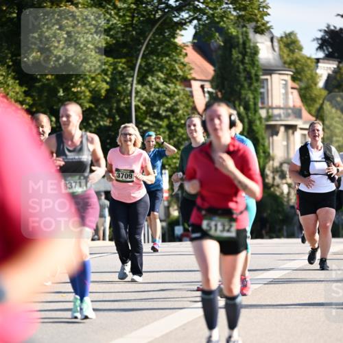 01.09.2024 - BARMER Alsterlauf Dr. Thomas Lammeyer http://msf.ph/oto/6908549 01.09.2024 09:43:29 Laufen 8371, 3709, 5132 meine-sportfotos.de