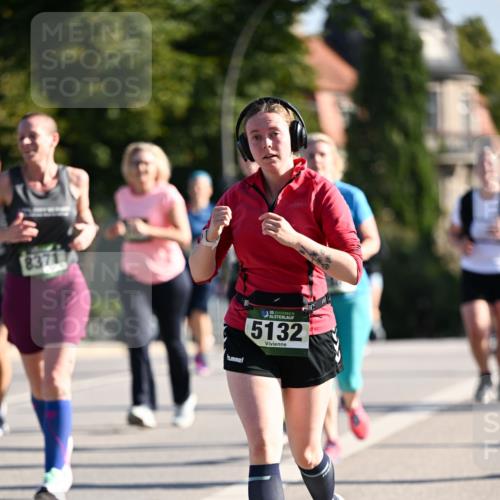 01.09.2024 - BARMER Alsterlauf Dr. Thomas Lammeyer http://msf.ph/oto/6908574 01.09.2024 09:43:30 Laufen 8371, 35, 5132 meine-sportfotos.de