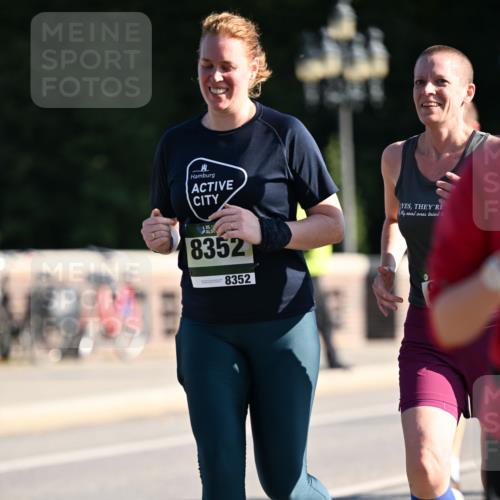 01.09.2024 - BARMER Alsterlauf Dr. Thomas Lammeyer http://msf.ph/oto/6908616 01.09.2024 09:43:32 Laufen 8352, 8352 meine-sportfotos.de