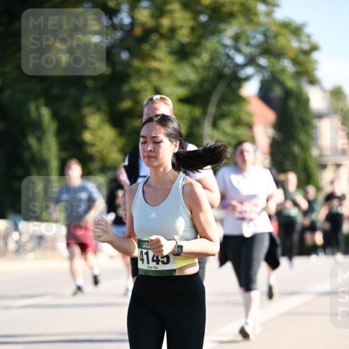 01.09.2024 - BARMER Alsterlauf Dr. Thomas Lammeyer http://msf.ph/oto/6908675 01.09.2024 09:43:35 Laufen 4145 meine-sportfotos.de