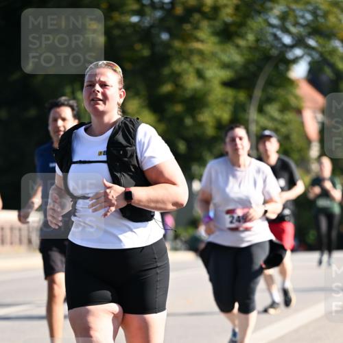 01.09.2024 - BARMER Alsterlauf Dr. Thomas Lammeyer http://msf.ph/oto/6908700 01.09.2024 09:43:36 Laufen  meine-sportfotos.de