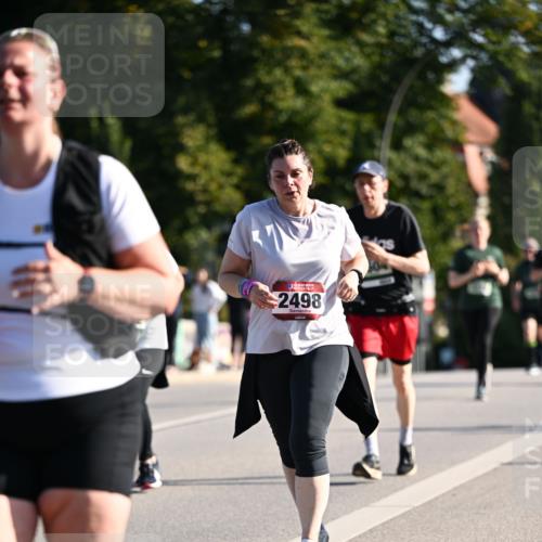 01.09.2024 - BARMER Alsterlauf Dr. Thomas Lammeyer http://msf.ph/oto/6908712 01.09.2024 09:43:36 Laufen 2498 meine-sportfotos.de