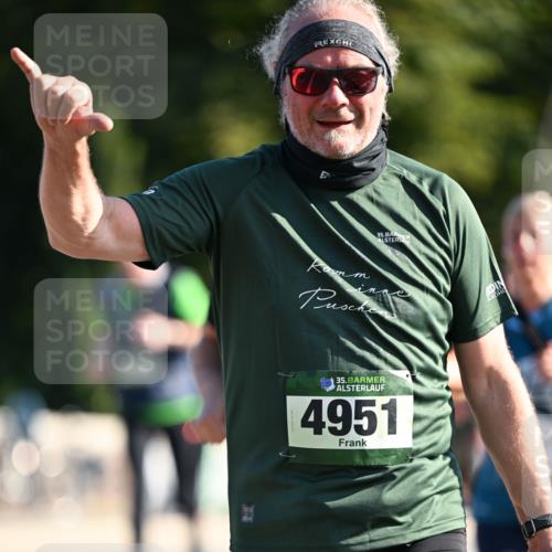 01.09.2024 - BARMER Alsterlauf Dr. Thomas Lammeyer http://msf.ph/oto/6908944 01.09.2024 09:43:49 Laufen 35, 35, 4951 meine-sportfotos.de