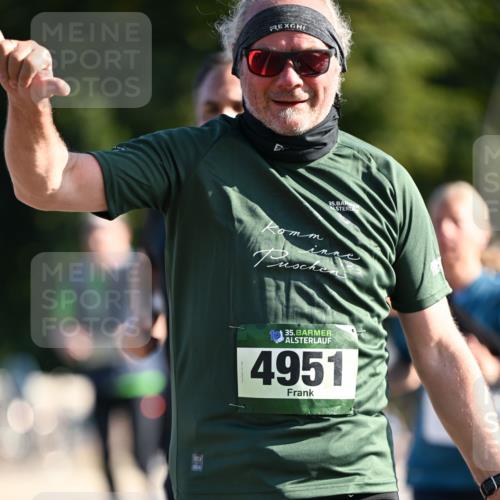 01.09.2024 - BARMER Alsterlauf Dr. Thomas Lammeyer http://msf.ph/oto/6908949 01.09.2024 09:43:49 Laufen 35, 35, 4951 meine-sportfotos.de