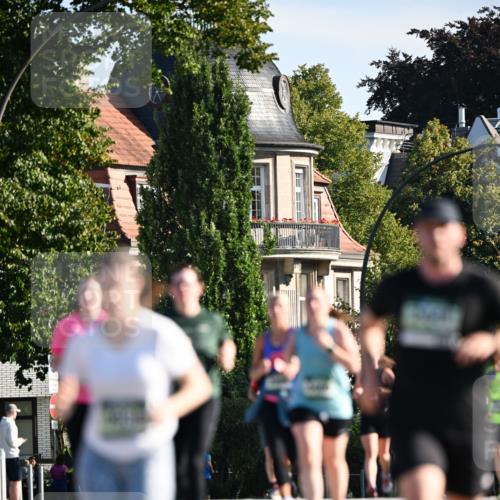 01.09.2024 - BARMER Alsterlauf Dr. Thomas Lammeyer http://msf.ph/oto/6908988 01.09.2024 09:43:51 Laufen  meine-sportfotos.de