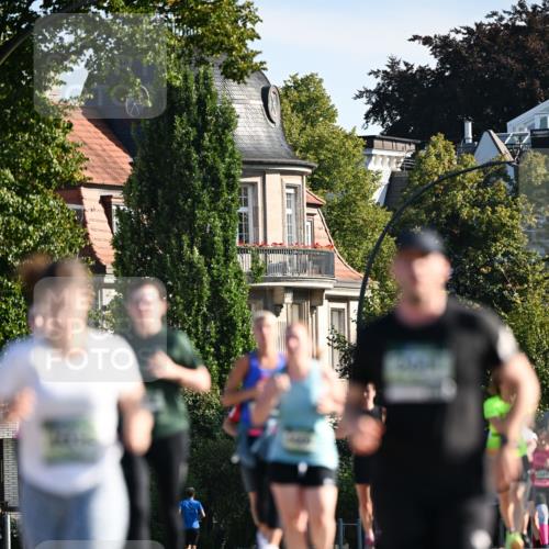 01.09.2024 - BARMER Alsterlauf Dr. Thomas Lammeyer http://msf.ph/oto/6908995 01.09.2024 09:43:52 Laufen  meine-sportfotos.de
