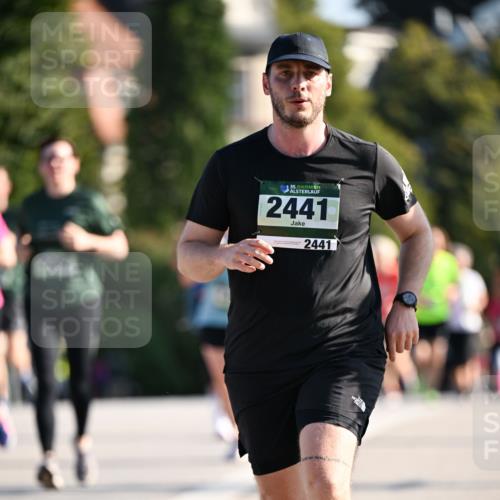 01.09.2024 - BARMER Alsterlauf Dr. Thomas Lammeyer http://msf.ph/oto/6909039 01.09.2024 09:43:53 Laufen 35, 2441, 2441 meine-sportfotos.de