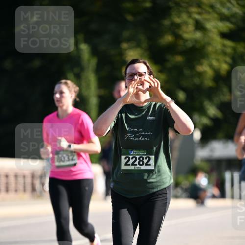 01.09.2024 - BARMER Alsterlauf Dr. Thomas Lammeyer http://msf.ph/oto/6909108 01.09.2024 09:43:57 Laufen 35, 8032, 35, 2282 meine-sportfotos.de