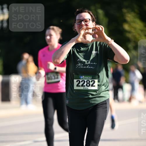 01.09.2024 - BARMER Alsterlauf Dr. Thomas Lammeyer http://msf.ph/oto/6909135 01.09.2024 09:43:57 Laufen 35, 2282 meine-sportfotos.de