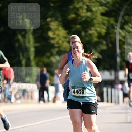 01.09.2024 - BARMER Alsterlauf Dr. Thomas Lammeyer http://msf.ph/oto/6909148 01.09.2024 09:43:58 Laufen 35, 4469 meine-sportfotos.de