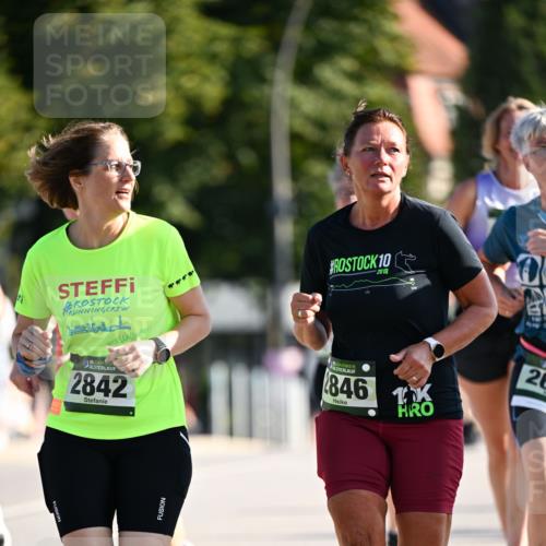 01.09.2024 - BARMER Alsterlauf Dr. Thomas Lammeyer http://msf.ph/oto/6909314 01.09.2024 09:44:04 Laufen 35, 2842, 10, 2018, 846, 26 meine-sportfotos.de