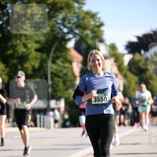 01.09.2024 - BARMER Alsterlauf Dr. Thomas Lammeyer http://msf.ph/oto/6909440 01.09.2024 09:44:09 Laufen 3550 meine-sportfotos.de