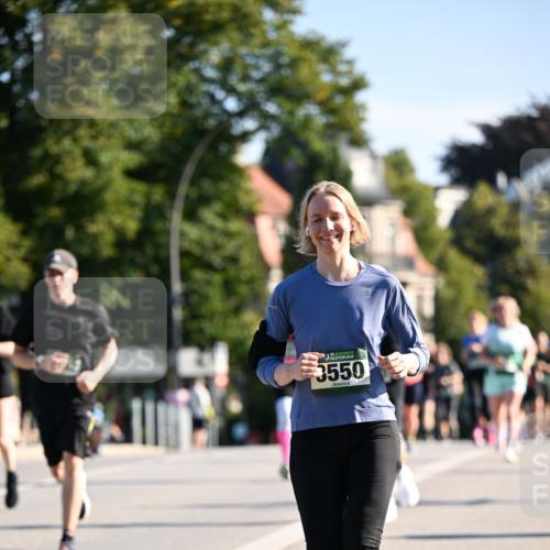 01.09.2024 - BARMER Alsterlauf Dr. Thomas Lammeyer http://msf.ph/oto/6909447 01.09.2024 09:44:10 Laufen 35, 5550 meine-sportfotos.de