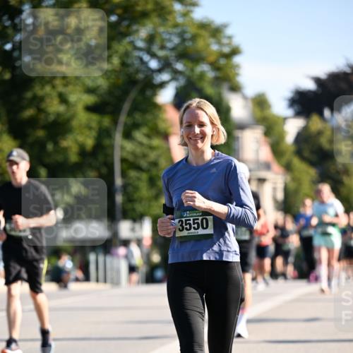 01.09.2024 - BARMER Alsterlauf Dr. Thomas Lammeyer http://msf.ph/oto/6909450 01.09.2024 09:44:10 Laufen 35, 3550 meine-sportfotos.de
