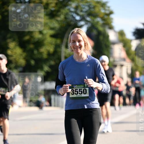 01.09.2024 - BARMER Alsterlauf Dr. Thomas Lammeyer http://msf.ph/oto/6909465 01.09.2024 09:44:10 Laufen 35, 3550 meine-sportfotos.de