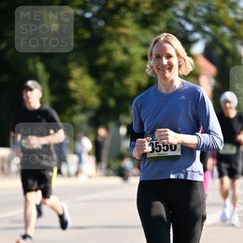 01.09.2024 - BARMER Alsterlauf Dr. Thomas Lammeyer http://msf.ph/oto/6909475 01.09.2024 09:44:11 Laufen 3550 meine-sportfotos.de