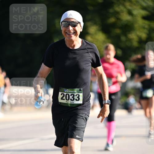 01.09.2024 - BARMER Alsterlauf Dr. Thomas Lammeyer http://msf.ph/oto/6909539 01.09.2024 09:44:14 Laufen 35, 2033 meine-sportfotos.de