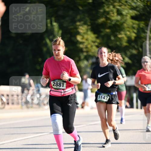 01.09.2024 - BARMER Alsterlauf Dr. Thomas Lammeyer http://msf.ph/oto/6909549 01.09.2024 09:44:15 Laufen 2881, 5147 meine-sportfotos.de