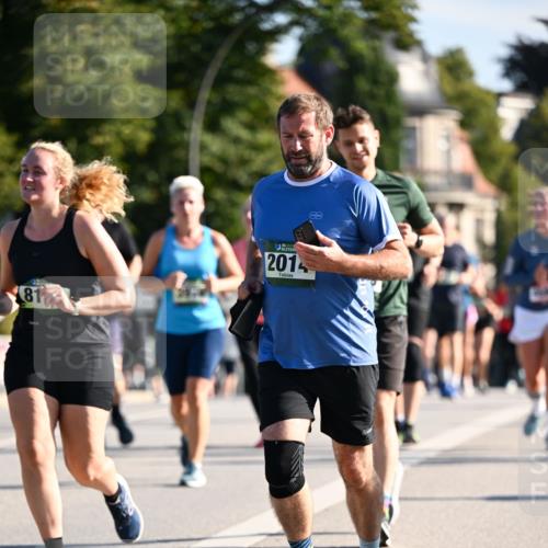 01.09.2024 - BARMER Alsterlauf Dr. Thomas Lammeyer http://msf.ph/oto/6909739 01.09.2024 09:44:22 Laufen 81, 201 meine-sportfotos.de