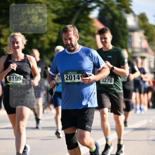 01.09.2024 - BARMER Alsterlauf Dr. Thomas Lammeyer http://msf.ph/oto/6909750 01.09.2024 09:44:23 Laufen 8199, 35, 2014, 3270 meine-sportfotos.de