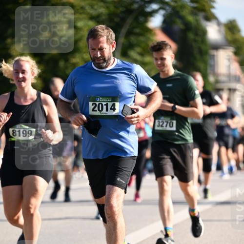 01.09.2024 - BARMER Alsterlauf Dr. Thomas Lammeyer http://msf.ph/oto/6909758 01.09.2024 09:44:23 Laufen 8199, 35, 2014, 000, 3270 meine-sportfotos.de