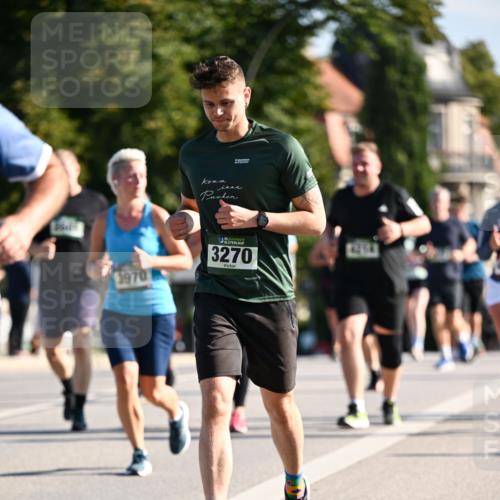 01.09.2024 - BARMER Alsterlauf Dr. Thomas Lammeyer http://msf.ph/oto/6909770 01.09.2024 09:44:24 Laufen 3970, 5, 3270 meine-sportfotos.de