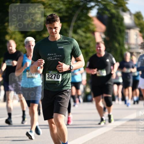 01.09.2024 - BARMER Alsterlauf Dr. Thomas Lammeyer http://msf.ph/oto/6909781 01.09.2024 09:44:24 Laufen 397, 3270 meine-sportfotos.de