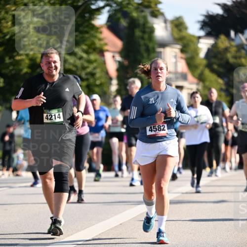01.09.2024 - BARMER Alsterlauf Dr. Thomas Lammeyer http://msf.ph/oto/6909823 01.09.2024 09:44:25 Laufen 4214, 21, 4582 meine-sportfotos.de