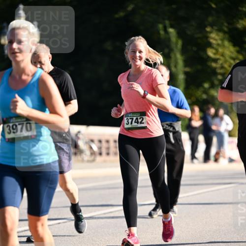01.09.2024 - BARMER Alsterlauf Dr. Thomas Lammeyer http://msf.ph/oto/6909837 01.09.2024 09:44:26 Laufen 3970, 3742 meine-sportfotos.de