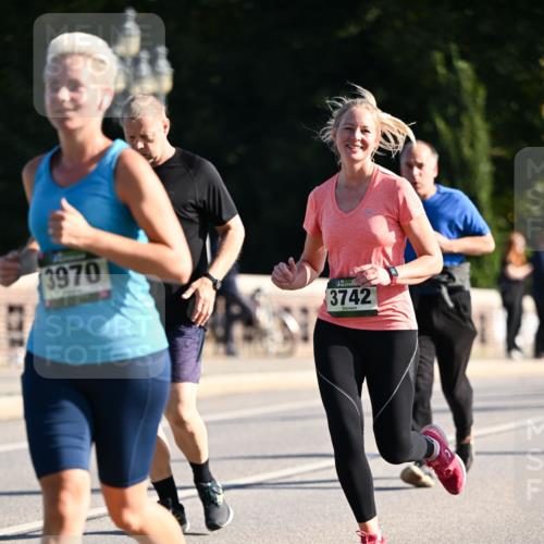 01.09.2024 - BARMER Alsterlauf Dr. Thomas Lammeyer http://msf.ph/oto/6909845 01.09.2024 09:44:26 Laufen 3970, 3742 meine-sportfotos.de