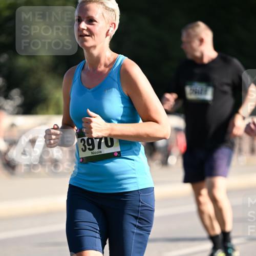 01.09.2024 - BARMER Alsterlauf Dr. Thomas Lammeyer http://msf.ph/oto/6909871 01.09.2024 09:44:27 Laufen 3970 meine-sportfotos.de