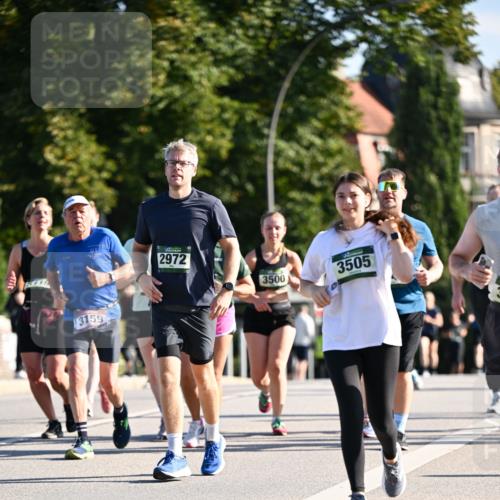 01.09.2024 - BARMER Alsterlauf Dr. Thomas Lammeyer http://msf.ph/oto/6909906 01.09.2024 09:44:29 Laufen 3159, 2972, 3500, 3505 meine-sportfotos.de