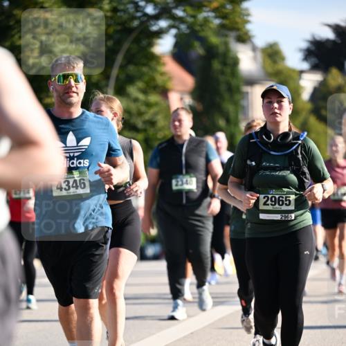 01.09.2024 - BARMER Alsterlauf Dr. Thomas Lammeyer http://msf.ph/oto/6910014 01.09.2024 09:44:33 Laufen 4714, 4346, 2340, 2965, 2965 meine-sportfotos.de