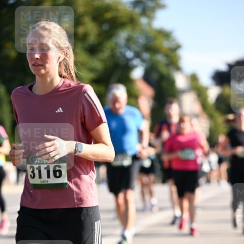 01.09.2024 - BARMER Alsterlauf Dr. Thomas Lammeyer http://msf.ph/oto/6910213 01.09.2024 09:44:41 Laufen 3116 meine-sportfotos.de