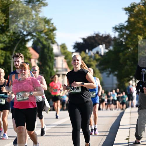 01.09.2024 - BARMER Alsterlauf Dr. Thomas Lammeyer http://msf.ph/oto/6910233 01.09.2024 09:44:42 Laufen 340, 246, 2459 meine-sportfotos.de