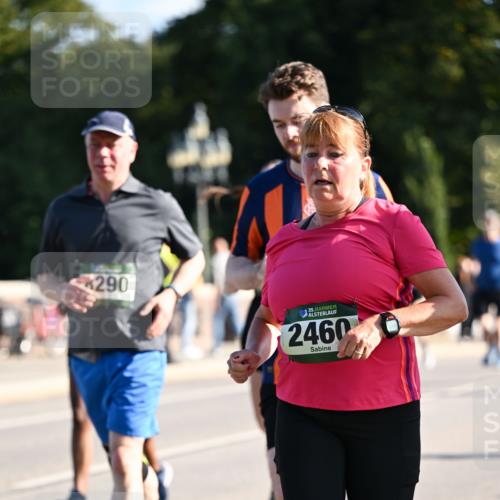 01.09.2024 - BARMER Alsterlauf Dr. Thomas Lammeyer http://msf.ph/oto/6910291 01.09.2024 09:44:45 Laufen 290, 35, 2460 meine-sportfotos.de