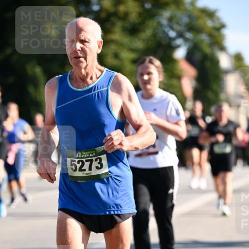 01.09.2024 - BARMER Alsterlauf Dr. Thomas Lammeyer http://msf.ph/oto/6910367 01.09.2024 09:44:47 Laufen 35, 5273 meine-sportfotos.de