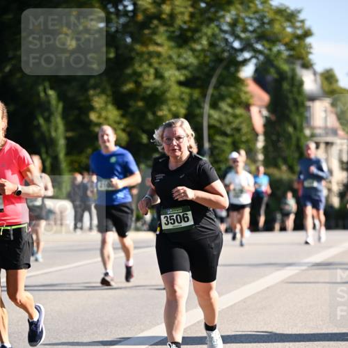 01.09.2024 - BARMER Alsterlauf Dr. Thomas Lammeyer http://msf.ph/oto/6910421 01.09.2024 09:44:49 Laufen 3506 meine-sportfotos.de