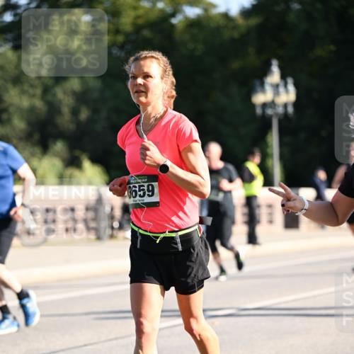 01.09.2024 - BARMER Alsterlauf Dr. Thomas Lammeyer http://msf.ph/oto/6910465 01.09.2024 09:44:51 Laufen 135, 3659 meine-sportfotos.de
