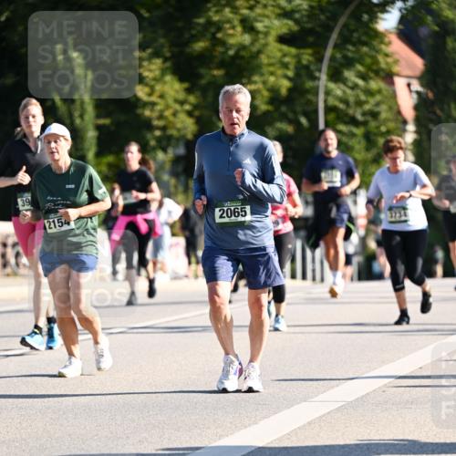 01.09.2024 - BARMER Alsterlauf Dr. Thomas Lammeyer http://msf.ph/oto/6910570 01.09.2024 09:44:55 Laufen 39, 2154, 2065 meine-sportfotos.de