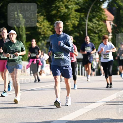 01.09.2024 - BARMER Alsterlauf Dr. Thomas Lammeyer http://msf.ph/oto/6910573 01.09.2024 09:44:55 Laufen 39, 2154, 2065, 3734 meine-sportfotos.de