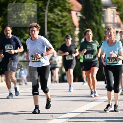 01.09.2024 - BARMER Alsterlauf Dr. Thomas Lammeyer http://msf.ph/oto/6910629 01.09.2024 09:44:57 Laufen 728, 373, 2176, 3254 meine-sportfotos.de