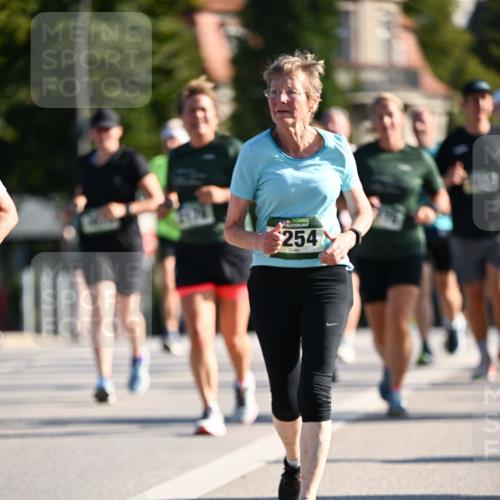 01.09.2024 - BARMER Alsterlauf Dr. Thomas Lammeyer http://msf.ph/oto/6910659 01.09.2024 09:44:58 Laufen 135, 254 meine-sportfotos.de