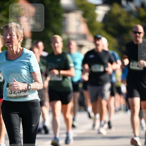 01.09.2024 - BARMER Alsterlauf Dr. Thomas Lammeyer http://msf.ph/oto/6910691 01.09.2024 09:44:59 Laufen 3234 meine-sportfotos.de