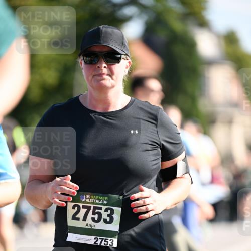 01.09.2024 - BARMER Alsterlauf Dr. Thomas Lammeyer http://msf.ph/oto/6910845 01.09.2024 09:45:07 Laufen 35, 2753, 2753 meine-sportfotos.de