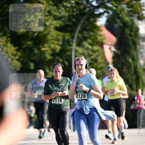 01.09.2024 - BARMER Alsterlauf Dr. Thomas Lammeyer http://msf.ph/oto/6910858 01.09.2024 09:45:08 Laufen 2115, 2120 meine-sportfotos.de