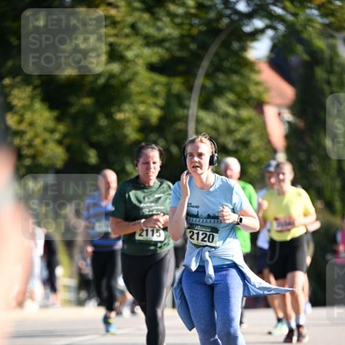 01.09.2024 - BARMER Alsterlauf Dr. Thomas Lammeyer http://msf.ph/oto/6910860 01.09.2024 09:45:08 Laufen 2115, 1, 4, 4, 6, 4, 2120 meine-sportfotos.de