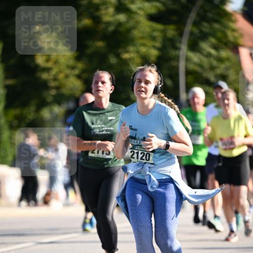 01.09.2024 - BARMER Alsterlauf Dr. Thomas Lammeyer http://msf.ph/oto/6910893 01.09.2024 09:45:09 Laufen 2120 meine-sportfotos.de
